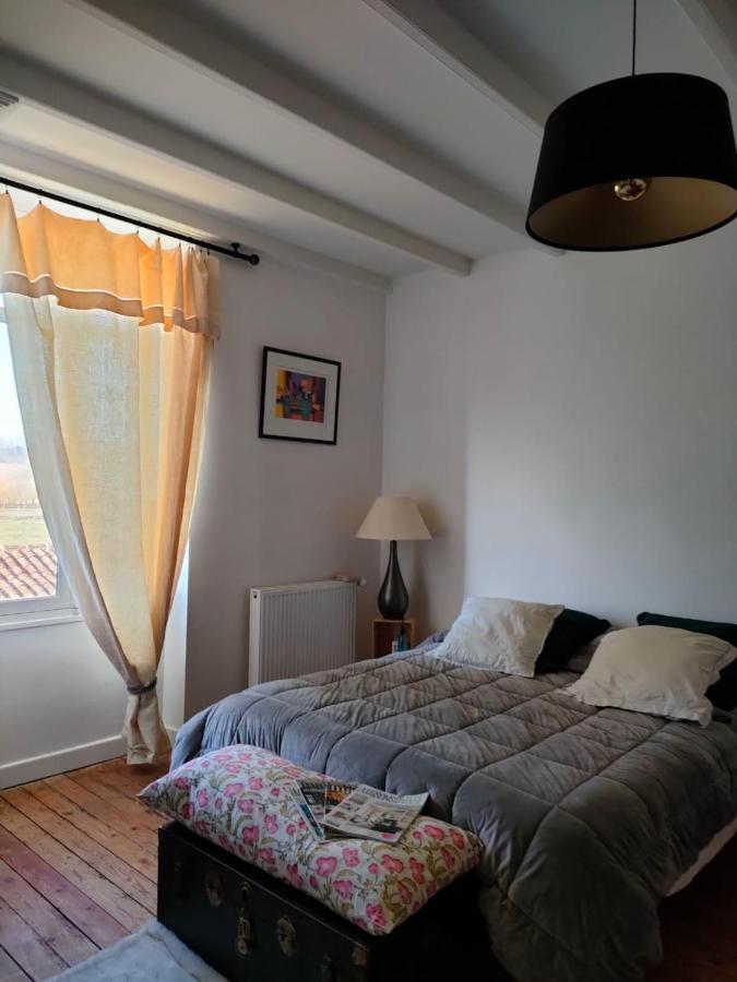 L' Embellie Sur Lot Bed & Breakfast Sainte-Livrade-sur-Lot Exterior foto